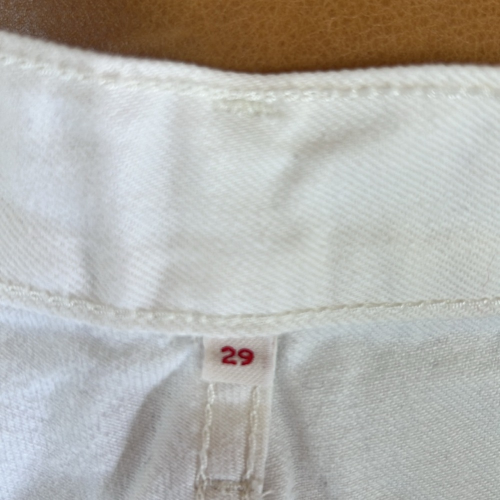 Levi’s Shorts - Picture 5 of 6